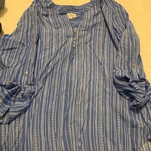 Button down blouse size xl blue and white